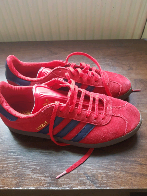 jd sports pink gazelles